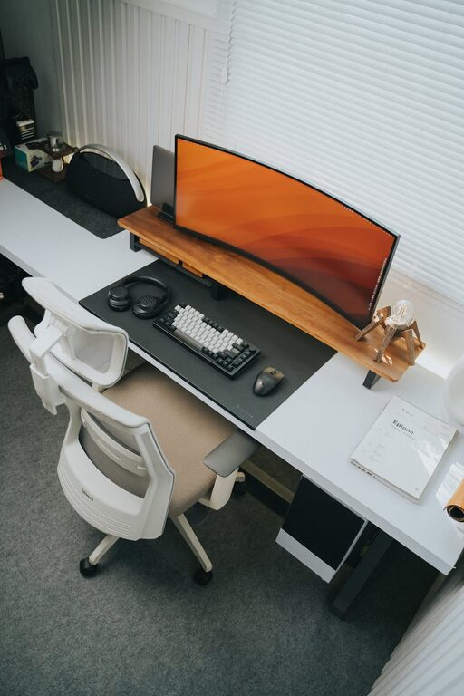Simple Ways to Create a More Organised Home Office Space